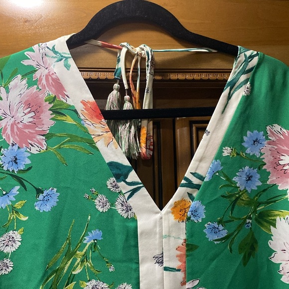 Chenault Green / White Floral Loose Fit Blouse Size Large - Picture 2 of 6